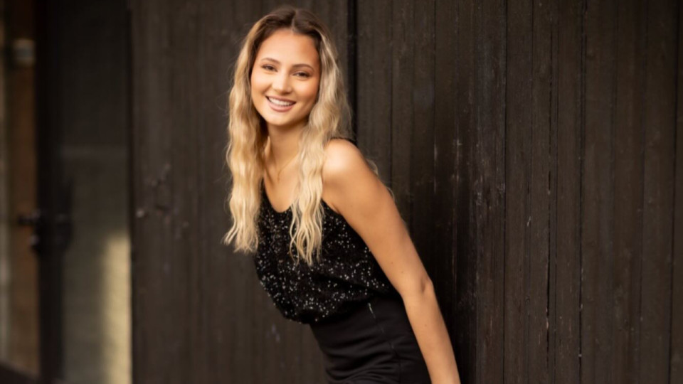 Marl&egrave;ne Carry d&eacute;croche la couronne de Miss Beaujolais 2026