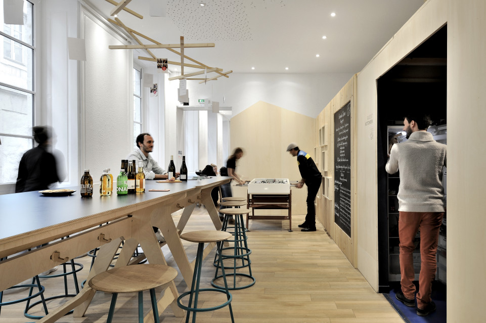 Notre adresse déjeuner coup de coeur du début d'année : AWAY HOSTEL