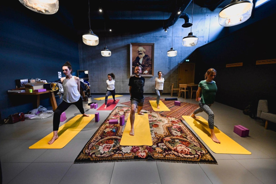 Loisirs : VINYASA YOGA au Mob Hotel